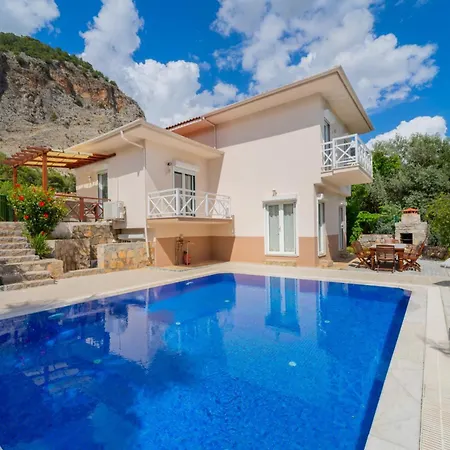 Vila Oezel Havuzlu - Goecek Fethiye